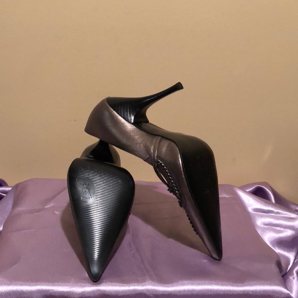 High Heels - Picture 7 of 7